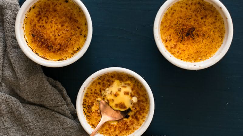 Confira todas as dicas para preparar um crème brûlée perfeito - Reprodução/ Blog Elisa Fernandes