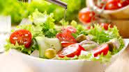 Salada nutritiva - Shutterstock