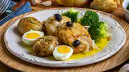 Bacalhau com batatas ao murro (Imagem: Bnetto | Shutterstock)