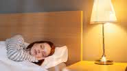 Alguns tipos de iluminação contribuem para noite de sono confortável (Imagem: Dikushin Dmitry | ShutterStock)