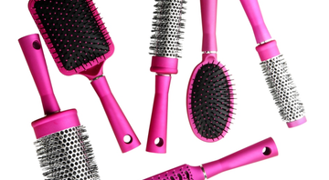 Escolha o melhor pente para o seu cabelo e exiba fios mais saudáveis - Foto Shutterstock