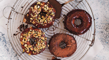 Receita do dia: Donuts com cobertura - Shutterstock