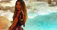 Na Itália, Anitta recebe massagem modeladora - Instagram