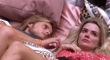 Marcela e Daniel combinam de se encontrar - TV Globo