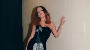 Anitta aposta em vestido curtinho e deixa pernões à mostra - Instagram