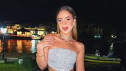 Mel Maia aposta em look recortado e deixa calcinha à mostra - Instagram