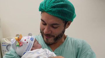 Filha de Eliezer, Lua, nasce um ano após ex-BBB afirmar que não queria ter filhos - Instagram