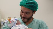 Filha de Eliezer, Lua, nasce um ano após ex-BBB afirmar que não queria ter filhos - Instagram