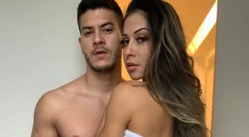 Mayra Cardi e Arthur Aguiar são criticados após surgirem de máscara - Instagram