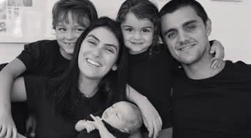 Mariana Uhlmann desabafa sobre dificuldades em cuidar de três filhos pequenos - Instagram