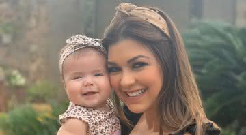 Amanda Françozo comemora 5 meses de filha, Vitória, e tema especial surpreende: Mulher-Maravilha! - Instagram