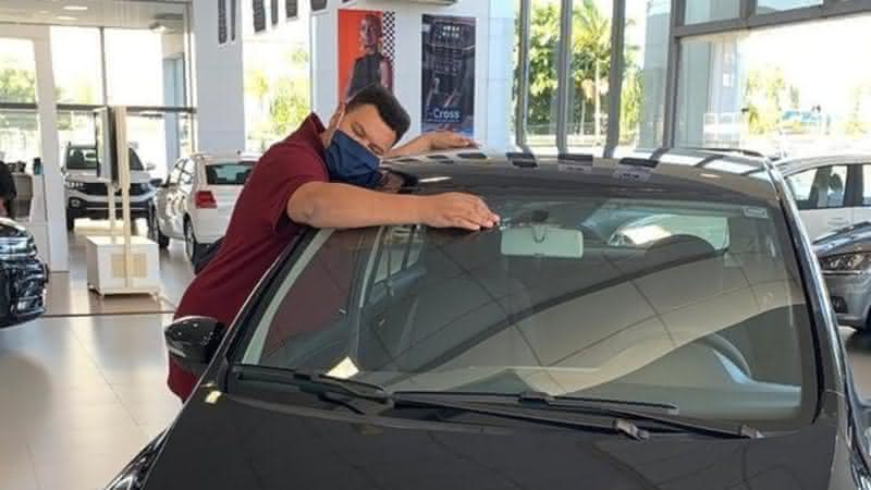 Babu Santana recebe carro que ganhou de empresa durante o BBB 20 - Instagram