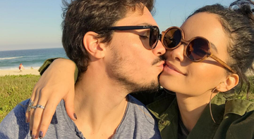 Caroline Macedo e o noivo Rafael Eboli durante uma das viagens do casal. - Instagram
