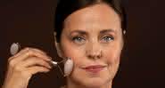 Roseli Siqueira dá 6 dicas para combater a flacidez facial - Freepik