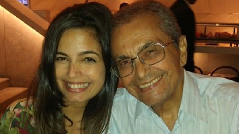 Emanuelle Araujo relembra morte do pai e lamenta - Instagram