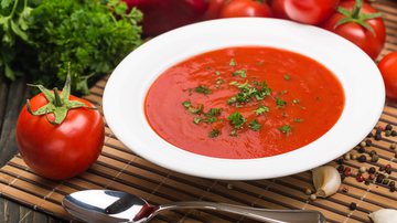 Sopa de tomate (Imagem: Billion Photos | Shutterstock)