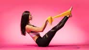 Ginástica localizada promove o fortalecimento muscular (Imagem: Shutterstock)