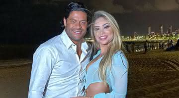 Hulk Paraíba tem jantar romântico com esposa, Camila Ângelo - Instagram
