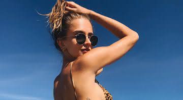 Filha de Xuxa deixa a web babando ao surgir só de topless - Instagram