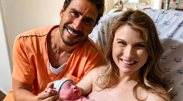 Julio Rocha e Karoline Kleine celebram nascimento do segundo filho, Eduardo. - Instagram