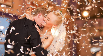 Recém-casados para sempre -  Shutterstock