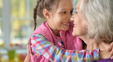 A relação entre netos e avós beneficia a saúde de ambos - Shutterstock