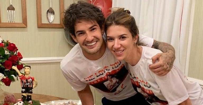 Alexandre Pato e Rebeca Abravanel - Reprodução/Instagram