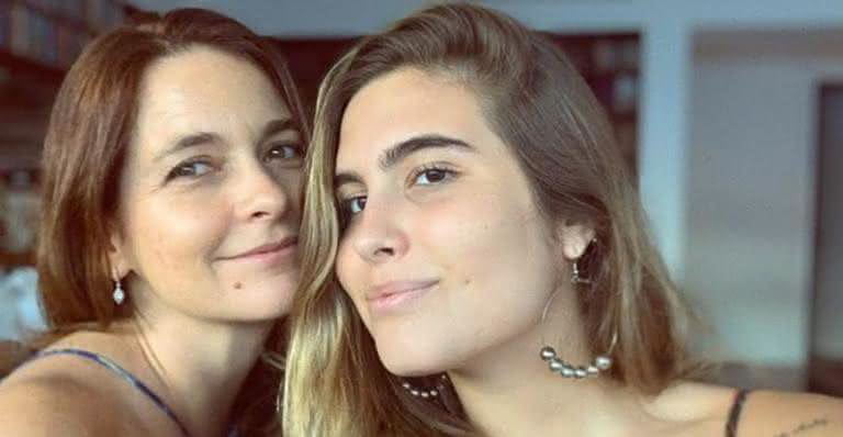 Filha de Claudia Abreu homenageia os pais com tatuagem carinhosa - Instagram