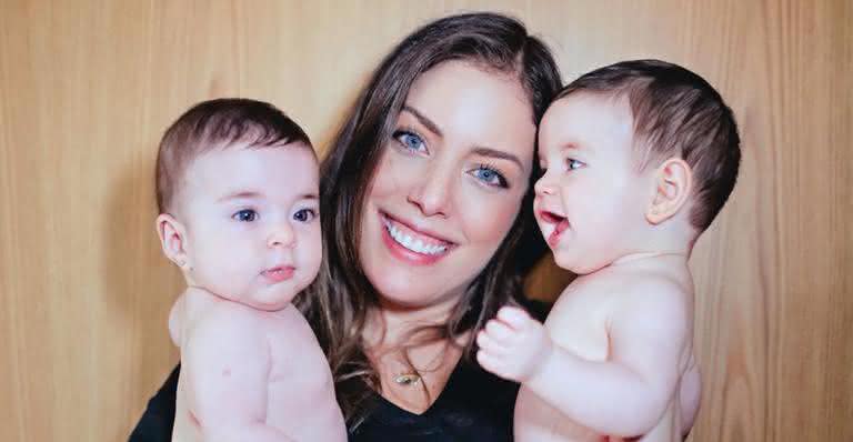 Fabiana Justus combina o look das filhas gêmeas e encanta o coração de seus seguidores  - Instagram