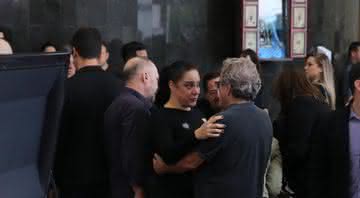Silvia Abravanel comparece ao velório de Gugu Liberato - Francisco Cepeda e Thiago Duran/AgNews