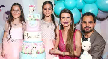 Filhas de Luciano Camargo, Isabella e Helena celebram 10 anos de vida em festa luxuosa - Manuela Scarpa/Brazil News