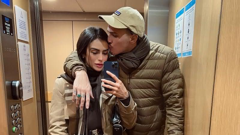 Mari Saad se declara para Romulo Arantes Neto durante viagem - Instagram