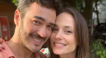 O casal revelou a primeira gestação da atriz de Malhação - Instagram