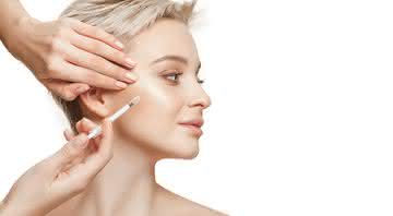 Botox preventivo ajuda a atrasar envelhecimento e dar firmeza à pele - Freepik