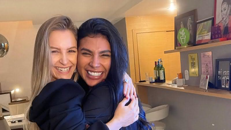 Carla Diaz e Pocah se encontram após o 'BBB21' - Instagram