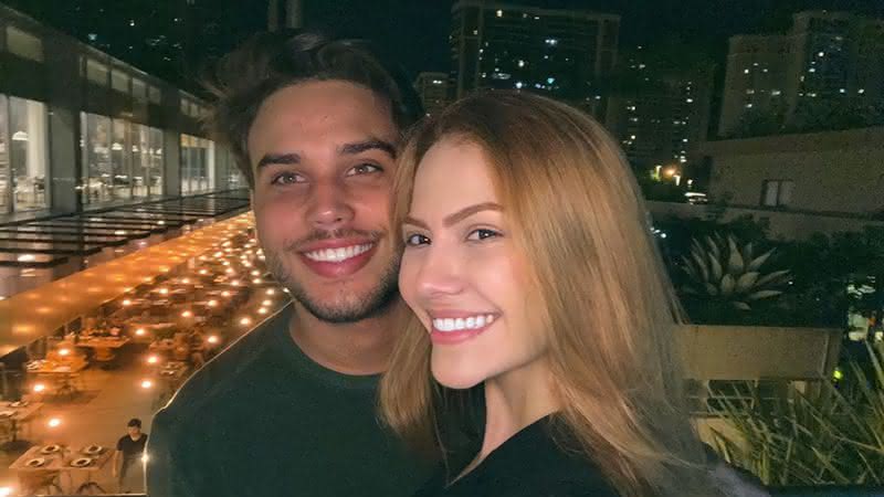 Internautas especulam crise no casamento entre Sarah Poncio e Jonathan Couto - Instagram