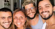 Rodrigo Simas homenageia a mãe - Instagram