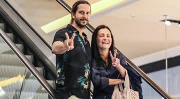Vladimir Brichta e Adriana Esteves passeiam no Shopping na Barra da Tijuca - Fracisco Silva/ AgNews
