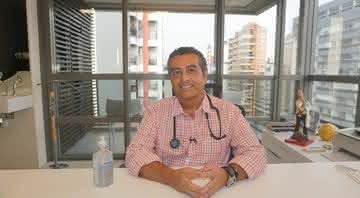 Na campanha AindaDaTempo, Dr. Roberto Zeballos fala sobre avanço do coronavírus e o que podemos fazer para reduzir os impactos da doença no Brasil - Divulgação