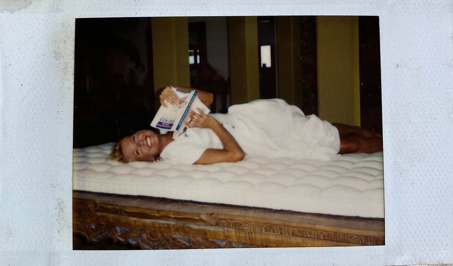 Polaroids raras mostram a intimidade de Xuxa Meneghel